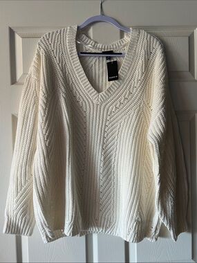 torrid Cream Cable V-Neck Pullover Sweater